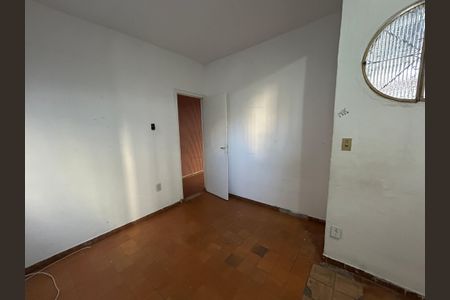 Casa para alugar com 21m², 1 quarto e sem vagaQuarto