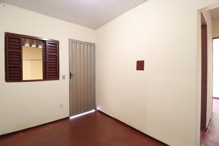 Sala de casa para alugar com 2 quartos, 47m² em Planalto, Uberlândia
