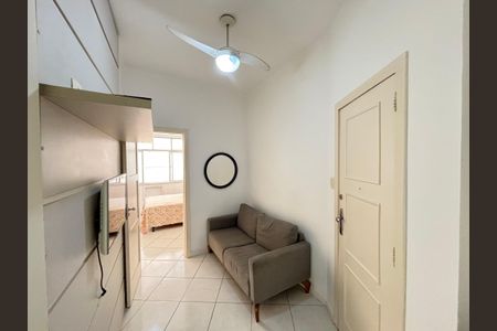 Sala de apartamento para alugar com 1 quarto, 34m² em Botafogo, Rio de Janeiro