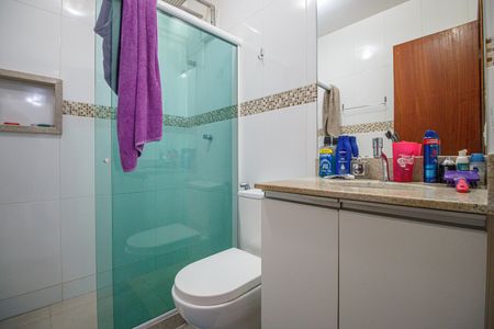 Casa à venda com 405m², 7 quartos e 4 vagas Casa à venda com 405m², 7 quartos e 4 vagasCasa Banheiro