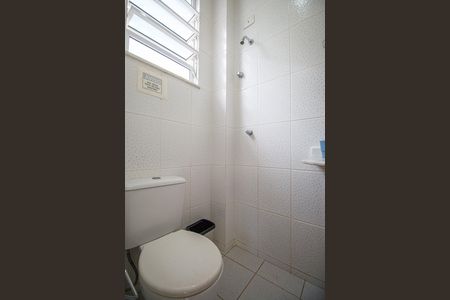 Casa à venda com 405m², 7 quartos e 4 vagas Casa à venda com 405m², 7 quartos e 4 vagasBanheiro de Serviço
