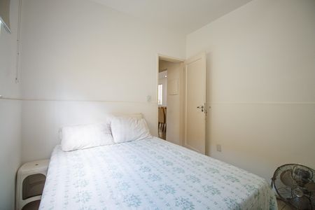 Casa à venda com 405m², 7 quartos e 4 vagas Casa à venda com 405m², 7 quartos e 4 vagasQuarto 3