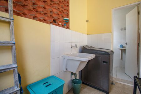 Casa à venda com 405m², 7 quartos e 4 vagas Casa à venda com 405m², 7 quartos e 4 vagasÁrea de Servico