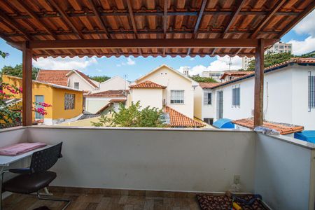 Casa à venda com 405m², 7 quartos e 4 vagas Casa à venda com 405m², 7 quartos e 4 vagasCasa 2 Sala Varanda