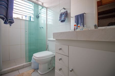 Casa à venda com 405m², 7 quartos e 4 vagas Casa à venda com 405m², 7 quartos e 4 vagasBanheiro Suite 2