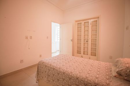 Casa à venda com 405m², 7 quartos e 4 vagas Casa à venda com 405m², 7 quartos e 4 vagasSuíte 1