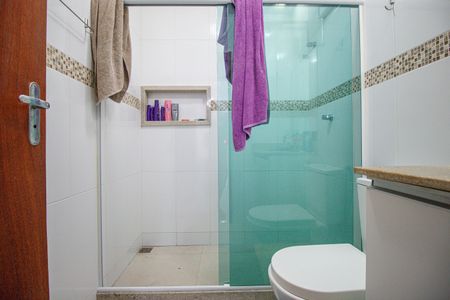 Casa à venda com 405m², 7 quartos e 4 vagas Casa à venda com 405m², 7 quartos e 4 vagasCasa Banheiro