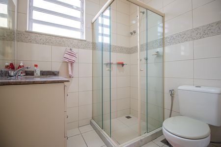 Casa à venda com 405m², 7 quartos e 4 vagas Casa à venda com 405m², 7 quartos e 4 vagasBanheiro social