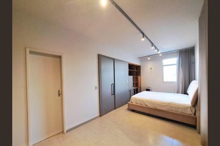 Apartamento à venda com 91m², 2 quartos e 1 vaga