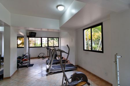 Apartamento para alugar com 43m², 1 quarto e 1 vaga Apartamento para alugar com 43m², 1 quarto e 1 vagaAcademia