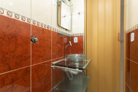 Casa para alugar com 25m², 2 quartos e sem vaga Casa para alugar com 25m², 2 quartos e sem vagaBanheiro