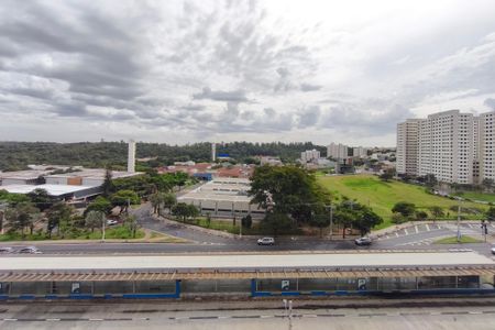 Vista Quarto 1 de apartamento para alugar com 2 quartos, 43m² em Jardim Ipaussurama, Campinas
