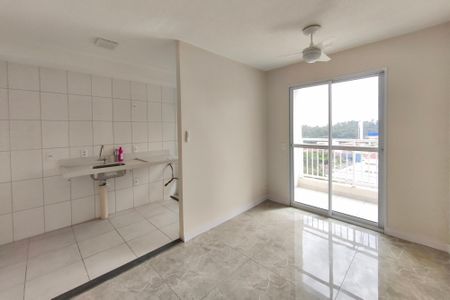 Sala de apartamento para alugar com 2 quartos, 43m² em Jardim Ipaussurama, Campinas
