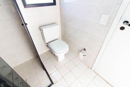 Apartamento à venda com 117m², 3 quartos e 2 vagas Apartamento à venda com 117m², 3 quartos e 2 vagasBanheiro da Suíte 1 e 2