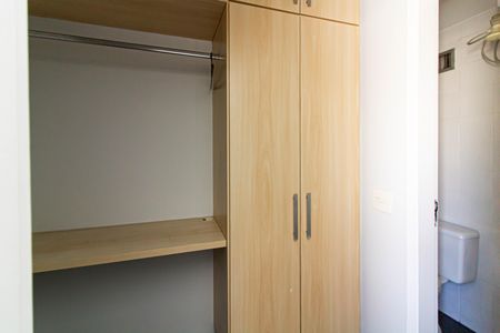 Apartamento à venda com 117m², 3 quartos e 2 vagas Apartamento à venda com 117m², 3 quartos e 2 vagasÁrea de Serviço