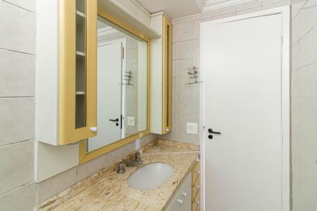 Apartamento à venda com 117m², 3 quartos e 2 vagas Apartamento à venda com 117m², 3 quartos e 2 vagasBanheiro da Suíte 3