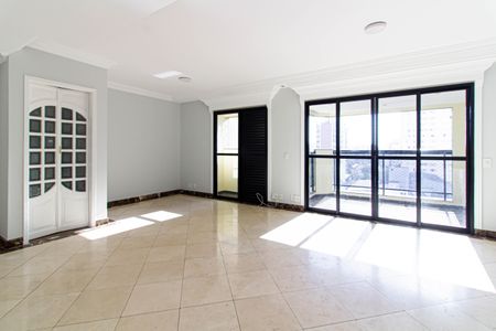 Apartamento à venda com 117m², 3 quartos e 2 vagas Apartamento à venda com 117m², 3 quartos e 2 vagasSala