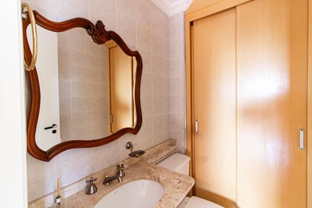 Apartamento à venda com 117m², 3 quartos e 2 vagas Apartamento à venda com 117m², 3 quartos e 2 vagasLavabo