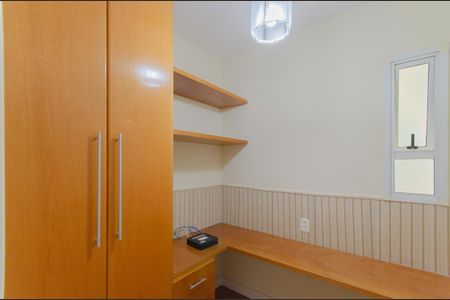 Apartamento à venda com 67m², 2 quartos e 1 vagaQuarto 2