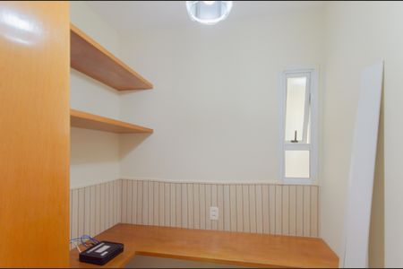 Apartamento à venda com 67m², 2 quartos e 1 vagaQuarto 2