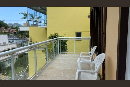 Casa à venda com 260m², 3 quartos e 2 vagas