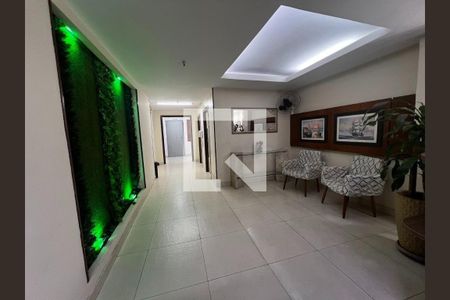 Apartamento à venda com 64m², 2 quartos e 1 vagaHall