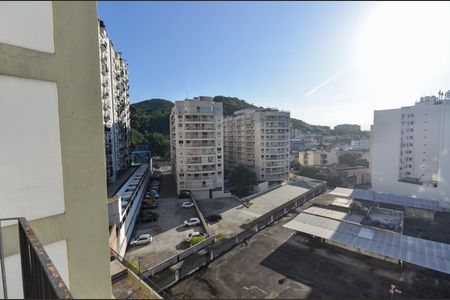 Apartamento à venda com 64m², 2 quartos e 1 vagaSala