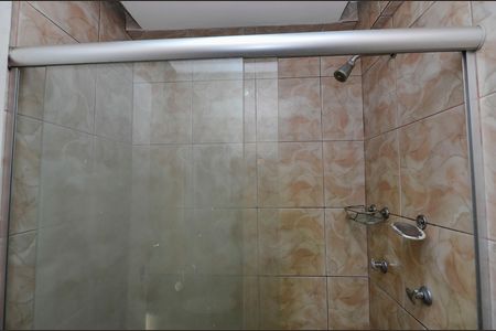 Apartamento à venda com 64m², 2 quartos e 1 vagaBanheiro Social
