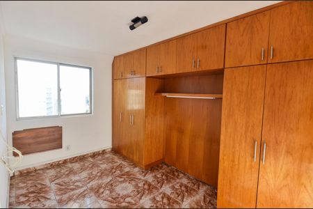 Apartamento à venda com 64m², 2 quartos e 1 vagaSuíte