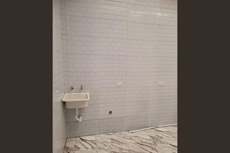 Casa para alugar com 369m², 2 quartos e 2 vagasArea de serviço