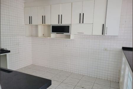 Casa para alugar com 369m², 2 quartos e 2 vagasCozinha