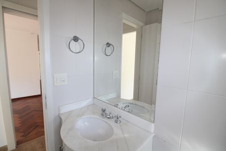 Apartamento à venda com 178m², 3 quartos e 4 vagasBanheiro