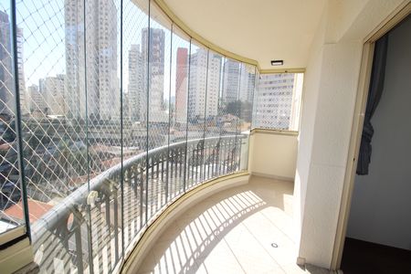 Apartamento à venda com 178m², 3 quartos e 4 vagasSala - Varanda