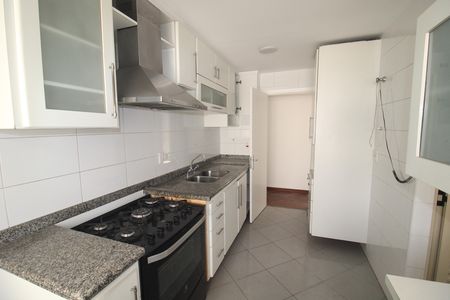 Apartamento à venda com 178m², 3 quartos e 4 vagasCozinha