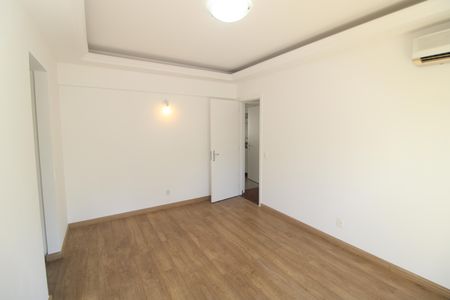 Apartamento à venda com 178m², 3 quartos e 4 vagasQuarto 4