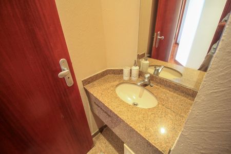 Apartamento à venda com 132m², 3 quartos e 4 vagas Apartamento à venda com 132m², 3 quartos e 4 vagasLavabo