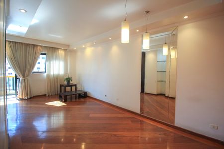 Apartamento à venda com 132m², 3 quartos e 4 vagas Apartamento à venda com 132m², 3 quartos e 4 vagasSala