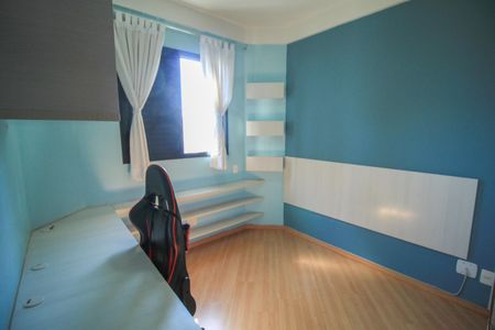 Apartamento à venda com 132m², 3 quartos e 4 vagas Apartamento à venda com 132m², 3 quartos e 4 vagasQuarto 3