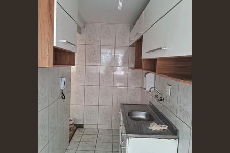 Cozinha de apartamento para alugar com 2 quartos, 55m² em Parque Munhoz, São Paulo
