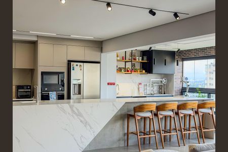 Apartamento à venda com 180m², 3 quartos e 3 vagasCozinha