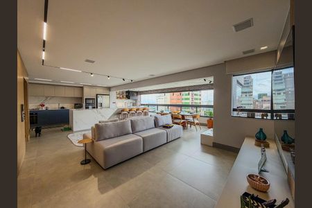 Apartamento à venda com 180m², 3 quartos e 3 vagasSala