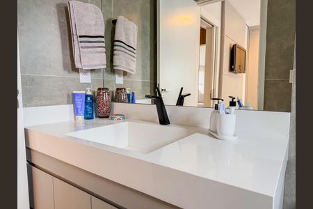 Apartamento à venda com 180m², 3 quartos e 3 vagasBanheiro