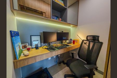 Apartamento à venda com 180m², 3 quartos e 3 vagasQuarto