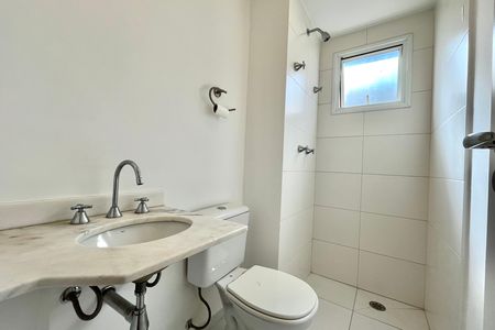 Apartamento à venda com 75m², 2 quartos e 1 vaga Apartamento à venda com 75m², 2 quartos e 1 vagaBanheiro social