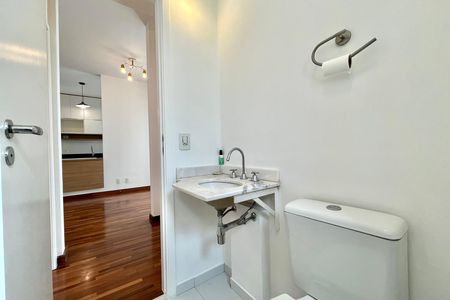 Apartamento à venda com 75m², 2 quartos e 1 vaga Apartamento à venda com 75m², 2 quartos e 1 vagaBanheiro social