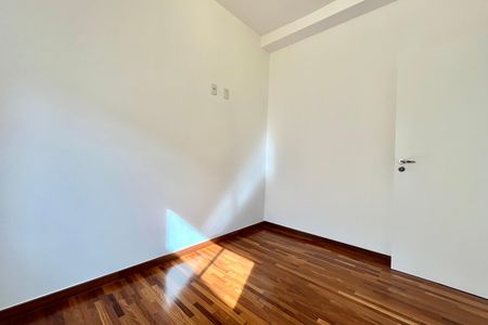 Apartamento à venda com 75m², 2 quartos e 1 vaga Apartamento à venda com 75m², 2 quartos e 1 vagaQuarto 2