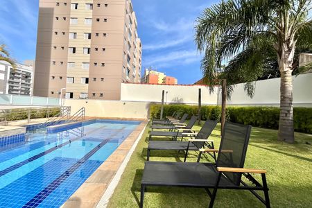 Apartamento à venda com 75m², 2 quartos e 1 vaga Apartamento à venda com 75m², 2 quartos e 1 vagaÁrea comum - Piscina