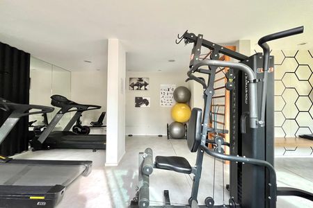 Apartamento à venda com 75m², 2 quartos e 1 vaga Apartamento à venda com 75m², 2 quartos e 1 vagaÁrea comum - Academia
