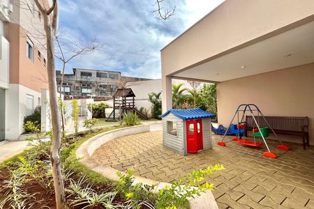 Apartamento à venda com 75m², 2 quartos e 1 vaga Apartamento à venda com 75m², 2 quartos e 1 vagaÁrea comum - Playground