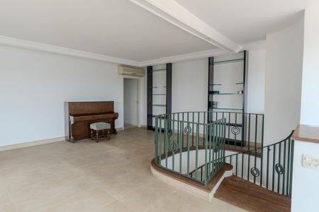 Apartamento à venda com 470m², 5 quartos e 4 vagas Apartamento à venda com 470m², 5 quartos e 4 vagasSala de Jogos